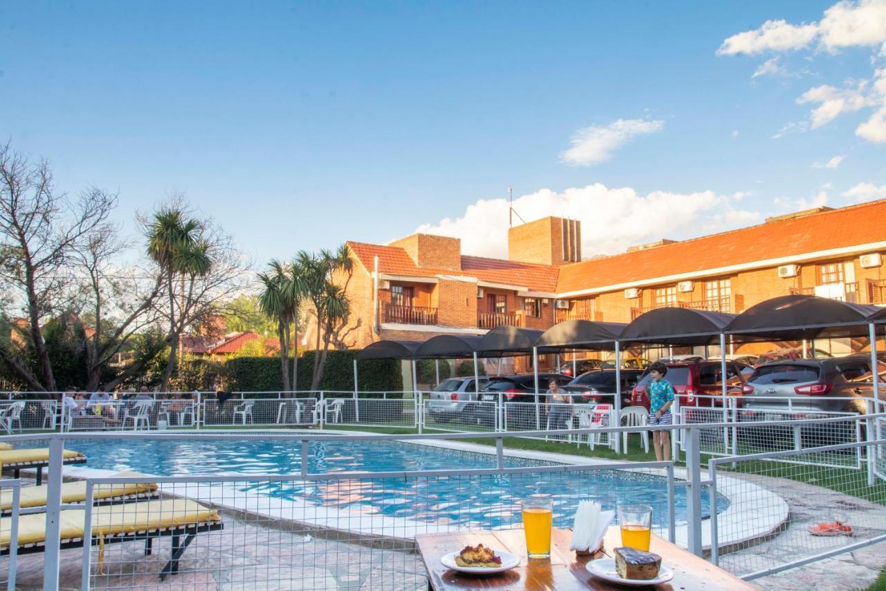 Hotel Valle Del Sol Merlo エクステリア 写真