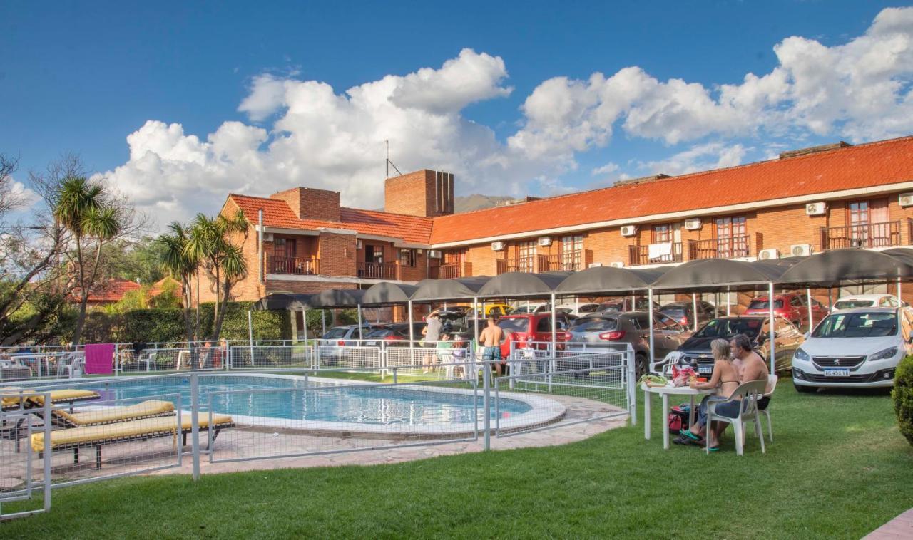Hotel Valle Del Sol Merlo エクステリア 写真